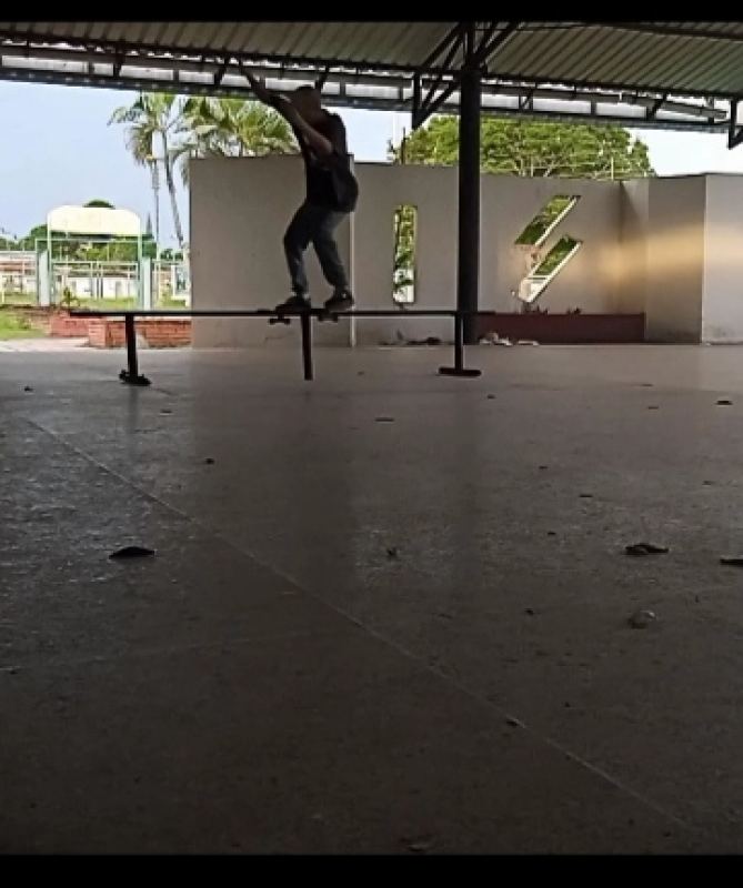 Boardslide, Canaima club Venezuela, FoneStreet