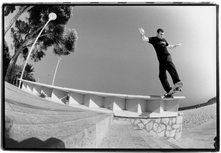 Backside tail slide Magalluf (Playboard). Miguel Urbina.