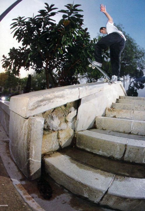 Frontside Blunt 7 escaleras. Sa Faxina. Miguel Urbina.