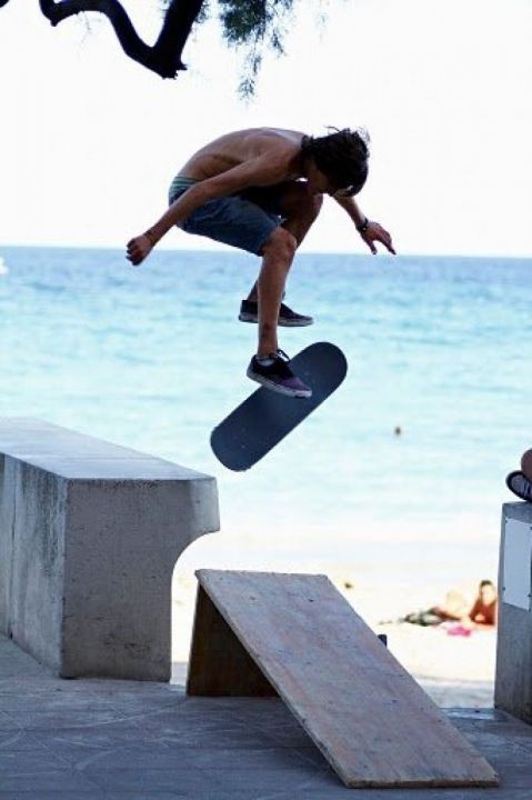 Pere suau 360 flip plaza cala millor
