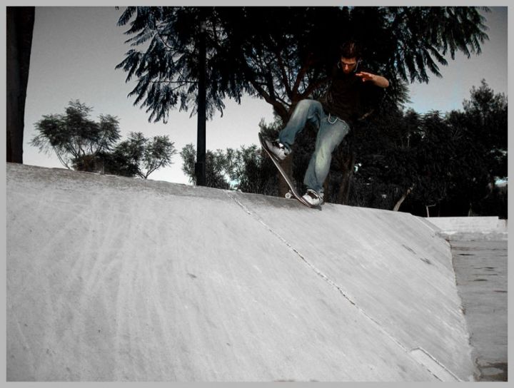 Noseblunt slide Planos Alcudia. Miki Jaume