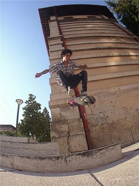 Hardflip pepmi plaza del tubo