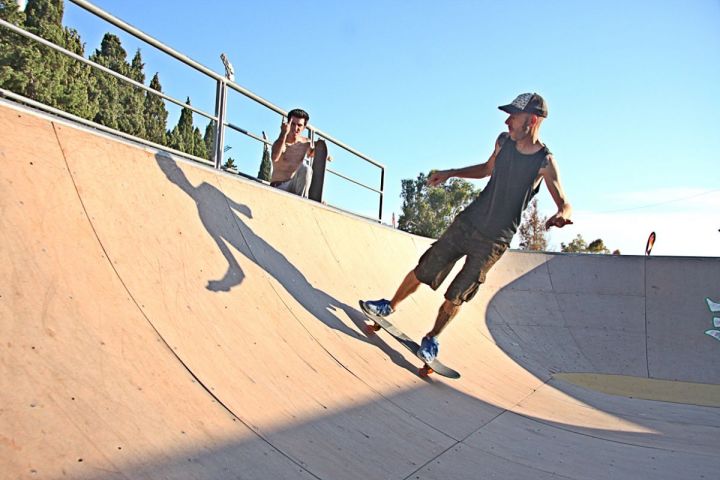 Pepe fakie heel flip disaster