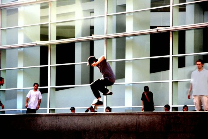 Acanoura macba barcelona