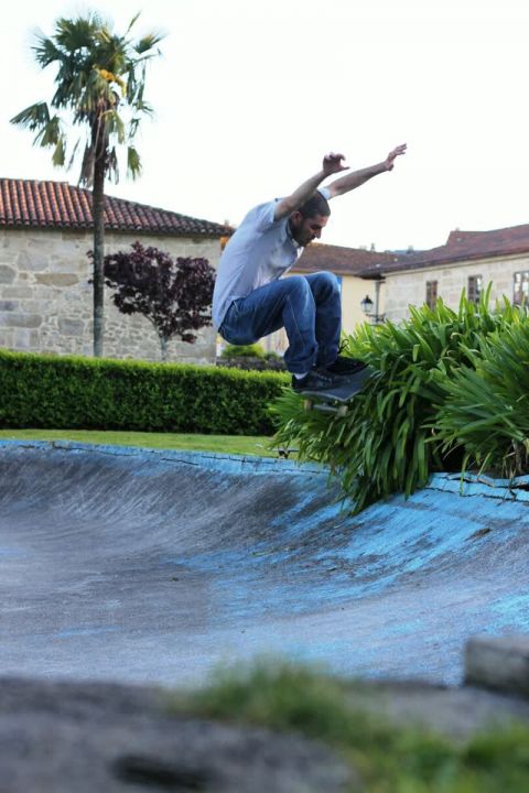 David Quintela fs ollie en Bertamiráns