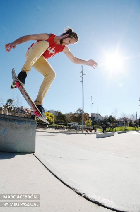 BS Nosegrind de Marc Acebron ; Skatepark de Malrgrat de Mar, Catalunya