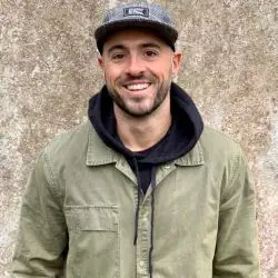 Leo Rhodes