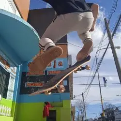 Axl Elizondo